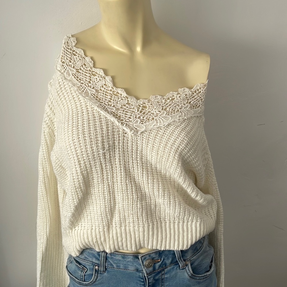 White lace top